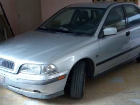 1999 Volvo S40